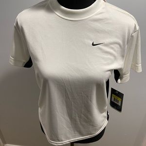 Boys Nike Dri-fit t shirt SIZE small